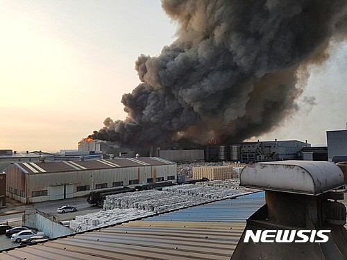 안산 신대양제지 공장 화재, 골판지 원지 생산중단 불똥… 시장 점유율 1위 기업