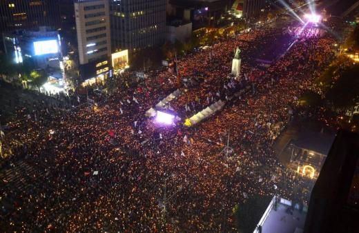 100만 촛불에 이통3사도 철저한 대비