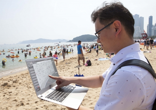 SK텔레콤, 해운대 피서객 논란 종지부 찍는다