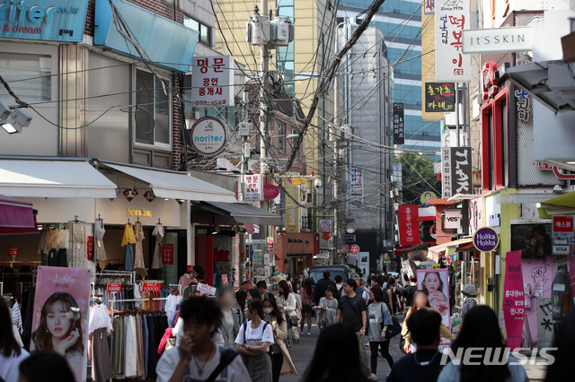 식당이 노래방, 클럽으로? 불법이 춤추는 감성주점 문제제기