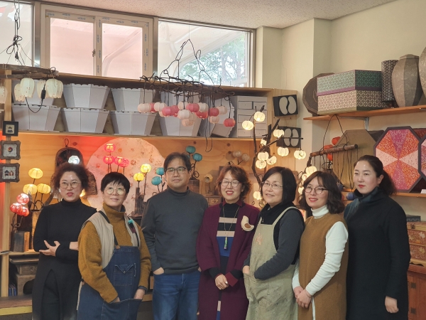 안성 (주)목금토 크래프트, 관광두레 으뜸사업체에 선정…공예분야 주민사업체