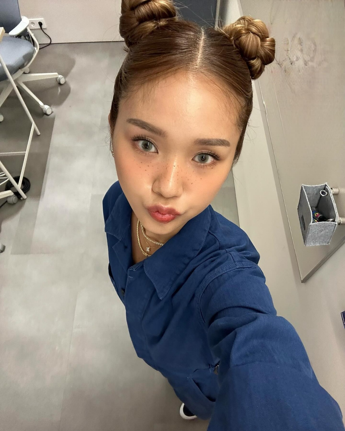 오마이걸 미미, 주근깨 소녀의 경쾌한 옷맵시