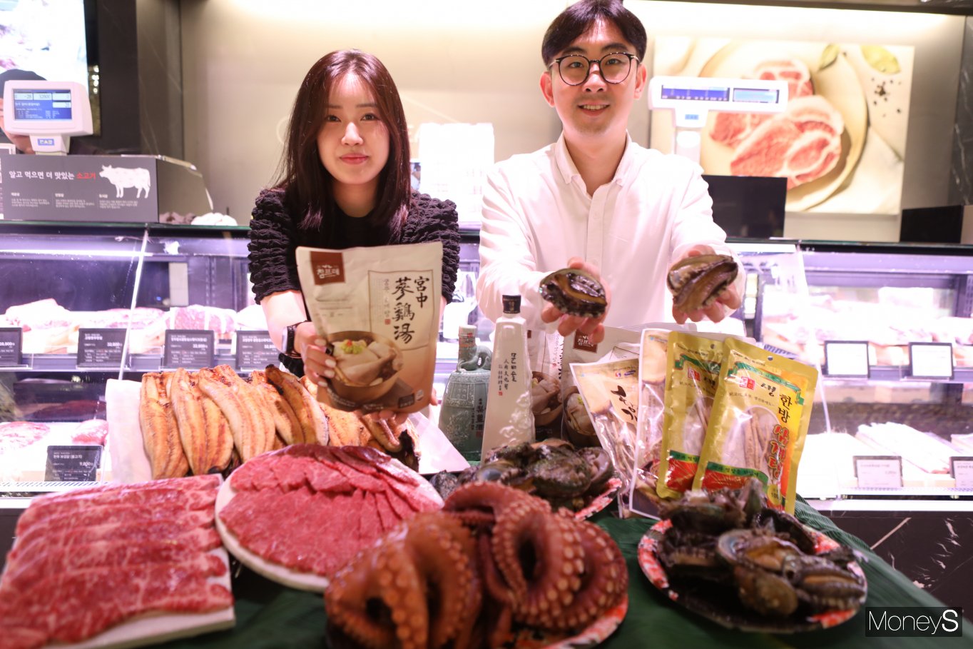[머니S포토]롯데百광주점 복달임 음식으로 보양하세요