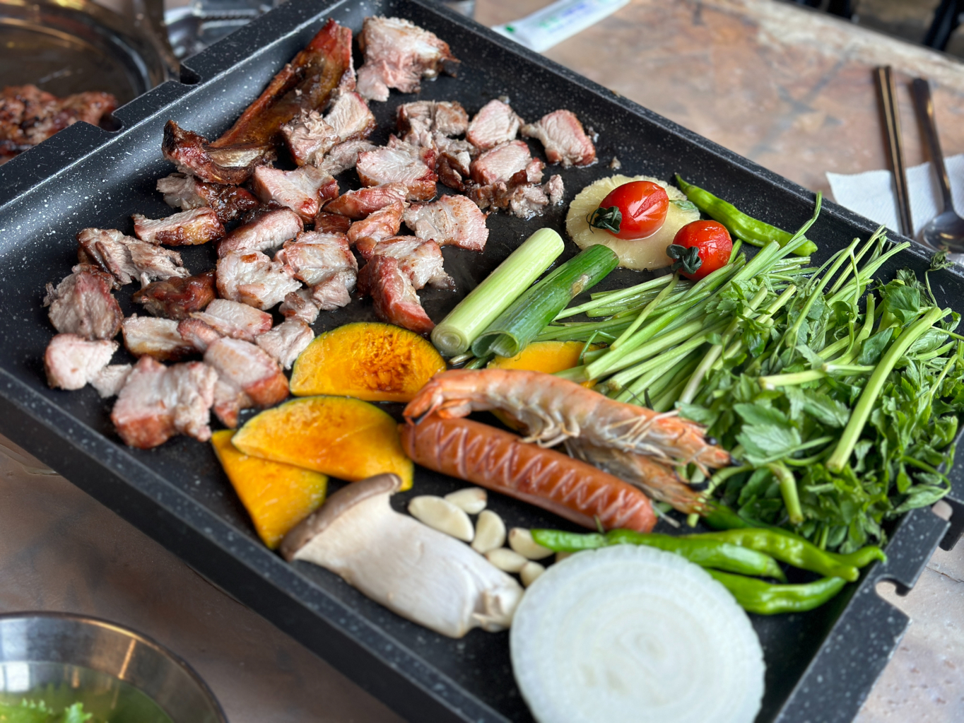 [맛집로드] 준비물 없이 가볍게 떠나는 캠핑 요리 명소