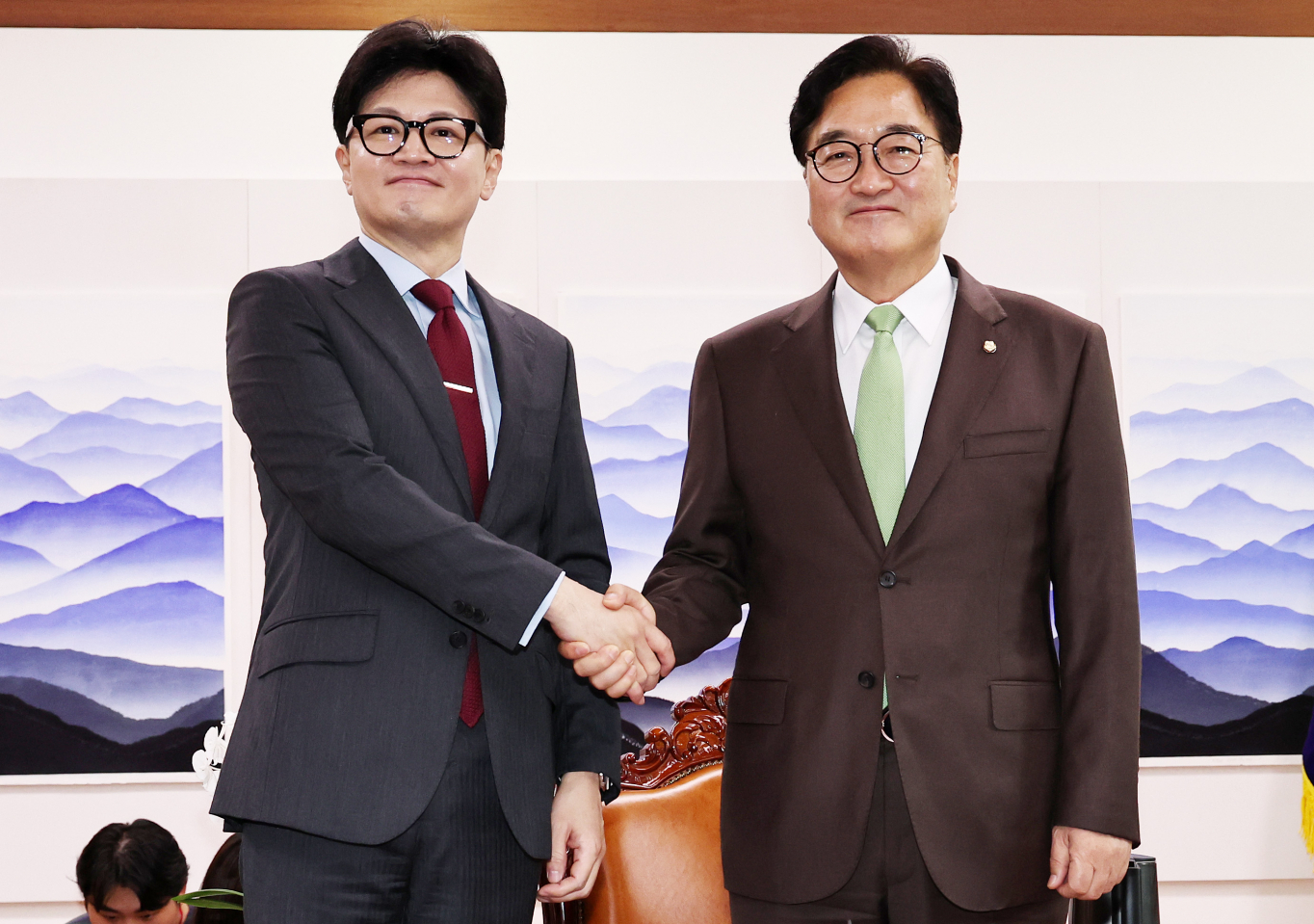 한동훈, 우원식 국회의장 예방… 국회 공정 운영 요청