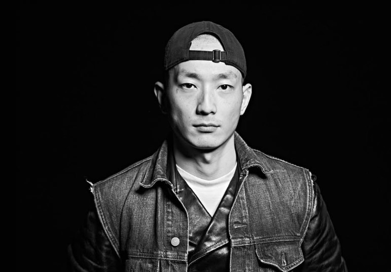 넌 가서 난민을 품어… 문가비 전남친, 정우성 저격했나