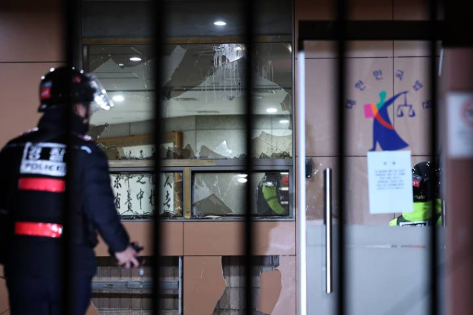민주당 서부지법 난입, 전례 없는 폭동사태… 법 심판 받아야