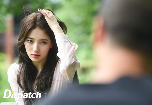 ONE TV Asia - Catch #Suzy (#MissA) as she learns some baseball