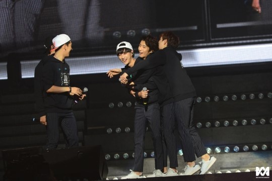 [스타캐스트] B1A4 Road Trip 서울 콘서트! 현장스케치 | 인스티즈