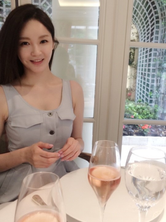 [강민경] 마음껏 개인소장 하세요! 강민경 ‘여친 짤’ 대방출 | 인스티즈