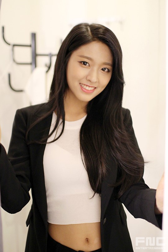 [appreciation] [naver Starcast] Seolhyun Sk Telecom Shooting Bts Celebrity Photos Onehallyu