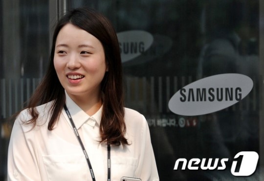 삼성 직원들 웃음이 절로