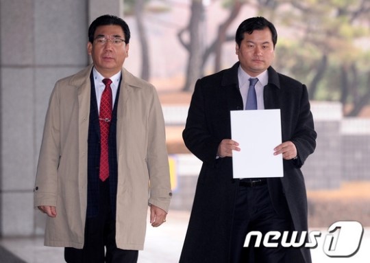 새누리당 불법 사무실 운영 혐의 권씨-윤씨, 서울시 선관위 고소
