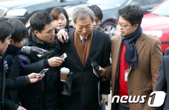 인수위 찾은 안호영 외교통상부 1차관