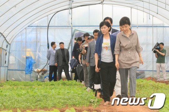 박근혜 당선인이 극찬한 전남 나주 화탑마을은?