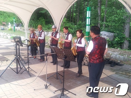 매주 토요일 태백산도립공원서 색소폰공연