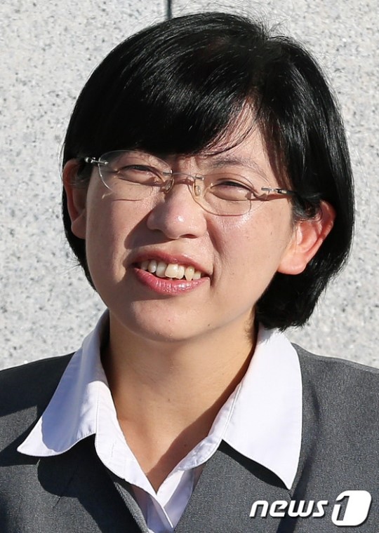 단식 2일째 웃음짓는 이정희