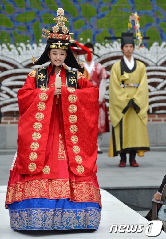 왕비의 위엄