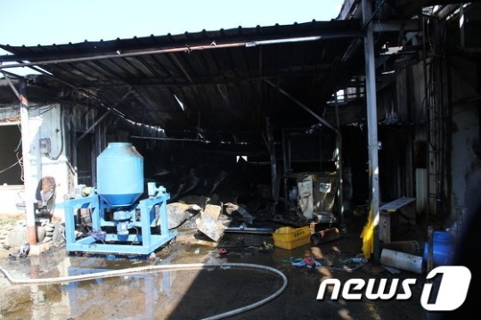 울산 양식장 사료창고 불…400만원 피해