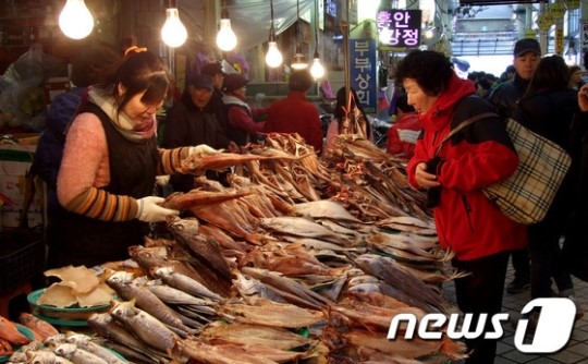 “제사상에 올릴 고기 있어요~”