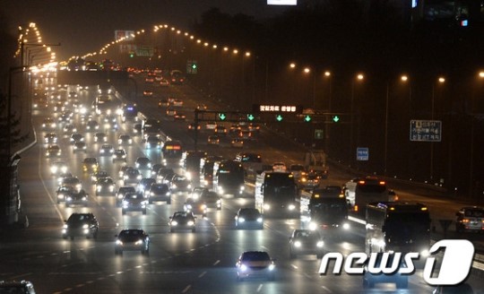 막바지 귀경차량들