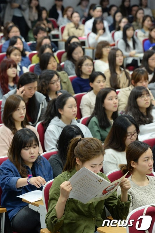 워킹홀리데이 가기 어렵지 않다