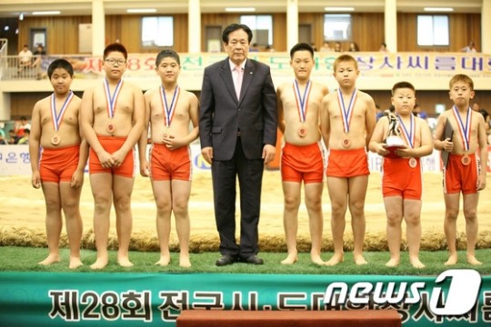 초등부 단체전 3위 차지한 대구 동원초등학교 학생들