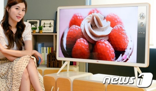 레트로 디자인 붐 LG전자, 클래식TV 42인치 내놔