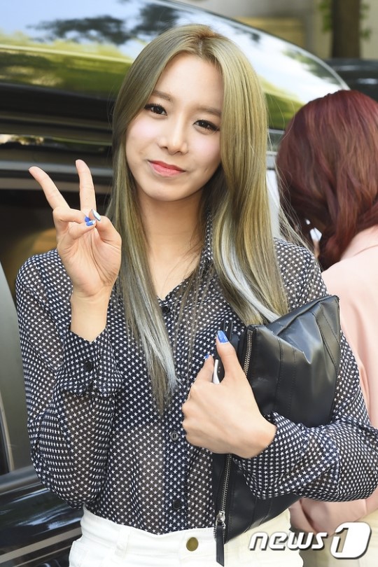베스티 유지, 상콤달콤 브이~