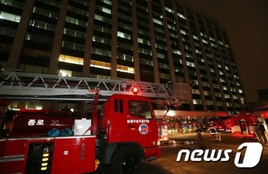 계동 현대사옥 지하식당서 화재