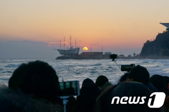 [1일 날씨] 해돋이 볼 수 있어요 대부분 맑음