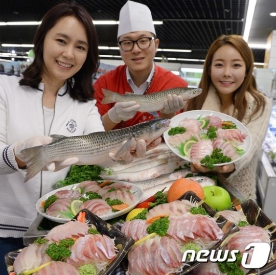 롯데마트 팔딱팔딱 숭어회 맛보세요