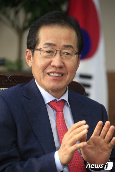 홍준표지사 “교육장 건방지다” 발언…경남도 “사실 아니다” 반박
