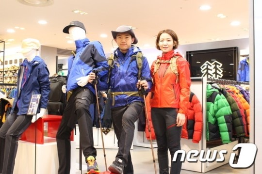 롯데百 전주점, 27일부터 유명 아웃도어 최대 60% 할인