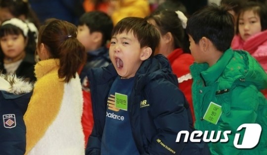 【韓国】「今日から小学生です」（写真）[03/02]