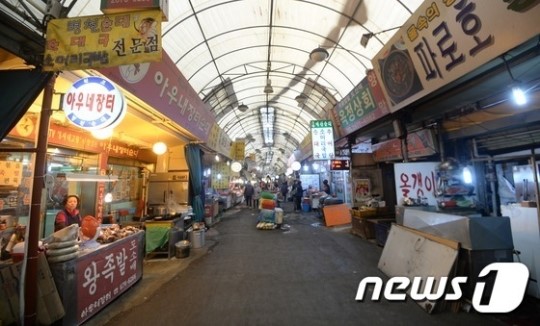 텅빈 시장...한국경제 저상장 지속