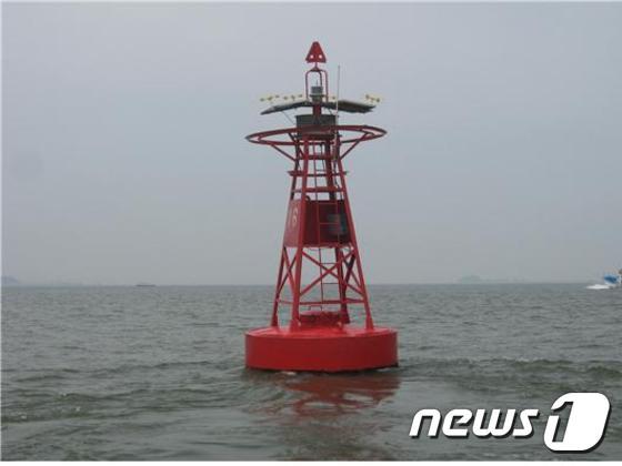 군산해수청, 군산·장항항로 노후 등부표 12기 교체 추진