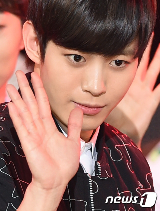 빅스 홍빈, 팬 한 사람 한사람 아이 투 아이