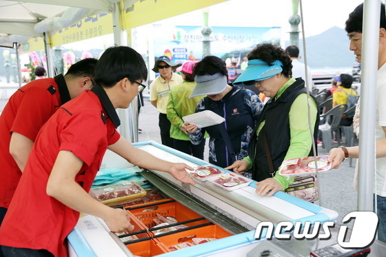 강진군 마량 놀토 수산시장서 착한 한우 저렴하게 사세요?