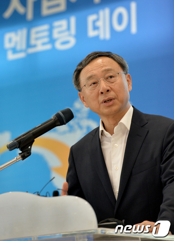 황창규 KT회장 여러분들을 컨설팅 해드리겠습니다