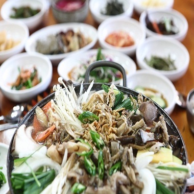 자연에서 채취한 재료 그대로 건강한 속리산 맛집 옛고을식당