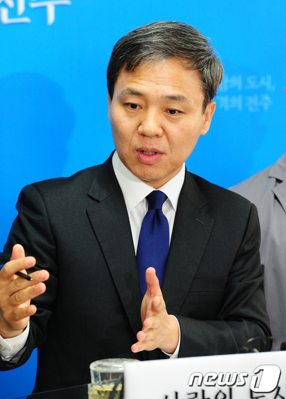 전주종합경기장 개발사업 롯데쇼핑 제외