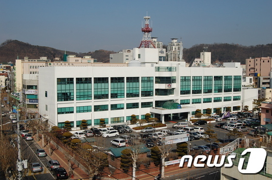 진주경찰서,본드흡입후 식당그릇 훔친 30대 구속
