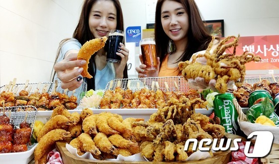 야식 먹고 무더위 이겨내세요