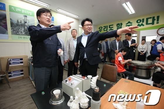 최양희 장관, 군포시니어클럽 방문