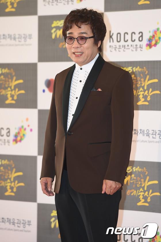 이용, 제가 가장 먼저 왔네요~