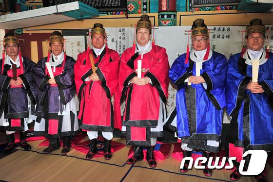 김무성 대표 제관들과 함께