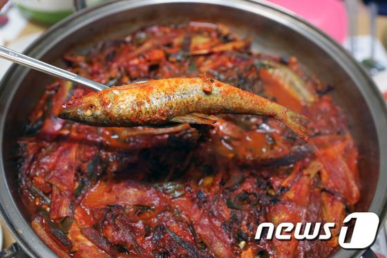 키조개 석화 삼치…맛있는 포구여행 떠나볼까