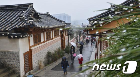 [오늘 날씨]포근한 출근길…어제 보다 따뜻해요 서울 8도