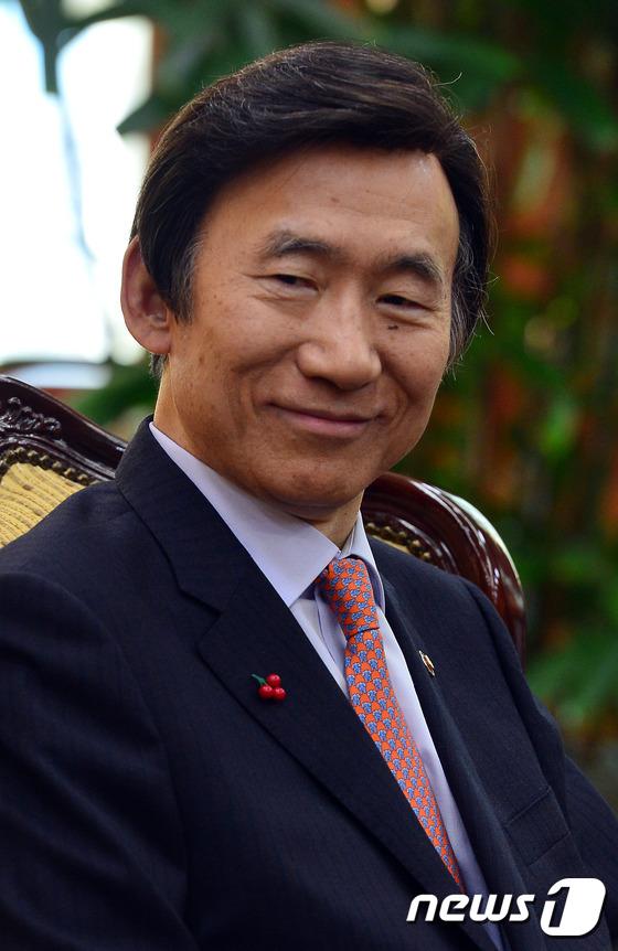 윤병세 장관 한불 상호교류 발전을 위해